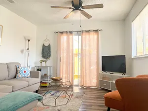 Image of Lovely Apartment Unit Near Central Coalinga