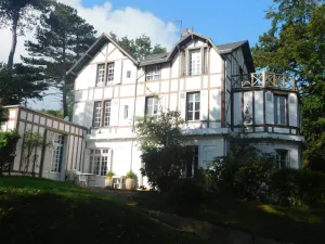 Image of Large villa typical from Normandy, by the sea, for seminars and holidays in 2013