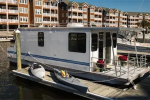 Image of The LOVE Boat !