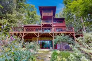 Image of Elkhorn Cabin & Eagles Wing Lodge