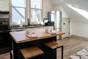 Image of Newly Built Guest House - Baker Neighborhood