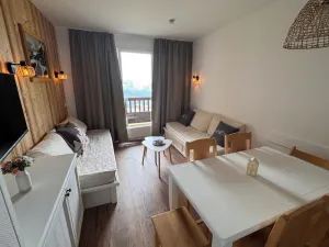 Image of T3 for 6/7 people with direct access to the slopes, beautiful view, summer swimming pool, shops