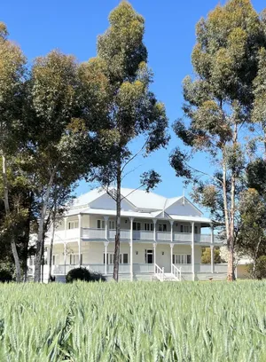 Image of Spectacular Riverside Homestead