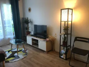Image of Appartement au Pied de la Gare Entre Paris et Disneyland