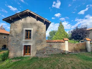 Image of Gîte en Pierre à la Montagne à Proximité de Sentiers de Randonnées