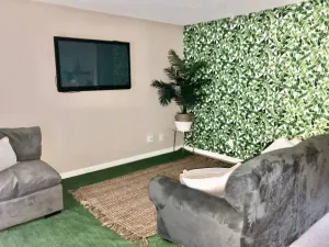 Image of 15 minutes from Downtown Atlanta and the Airport! 3 bed house in quiet community