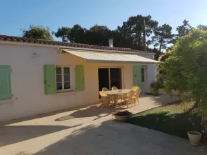Image of BEACH HOUSE 100 M LES SABLES VIGNIERS ILE D'OLERON DOMINO