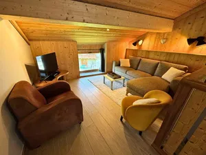 Image of Chalet Aster - Maison de village rénovée sur 3 niveaux 4 pièces pour 6 personnes à St Marcel MAE-6444