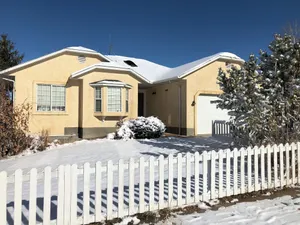 Image of Cheerful 3 bedrooms house on the hillside with view