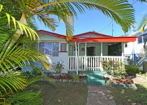 Image of Perfect location - no car needed walk to everything