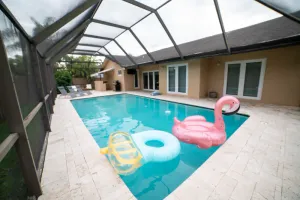 Image of 🏖Spacious Villa 🌴 4-Bedroom with Heated Pool 🤩🔥