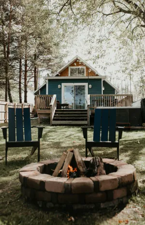 Image of Lake Forest Cottage - Dog Friendly w\/ Hot Tub, Firepit and Kayaks