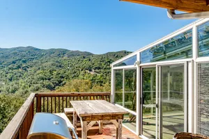 Image of Luxe home w\/ amazing views, jetted tub, steam shower, central AC & garage