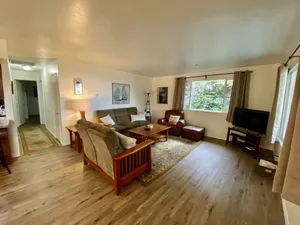 Image of The Peaceful Pelican is close to town and just a 5 min walk to the beach!