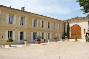 Image of House \"La demeure de Bayard\" for 10 people 7km from Saint Emilion