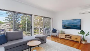 Image of The Norburn, 3 Norburn Avenue - aircon, wifi, boat parking, close to water & clubs