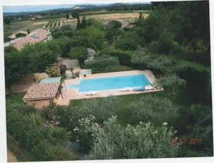 Image of Small Provencal house independent from the Mas