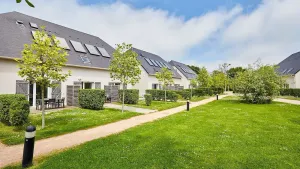 Image of 5km from the Beach! Charming central apartment