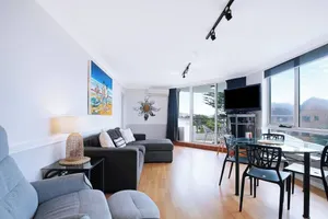 Image of Seascape - Hosted by Burleigh Letting