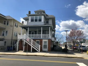 Image of 2 Bedroom Getaway One Block From Music Pier and Boardwalk