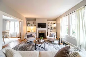 Image of Historical Washington Park Bungalow mins from Hosp