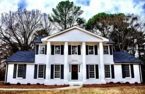 Image of Charming Home Near StoneMountain Park w\/ Playroom & Hot Tub
