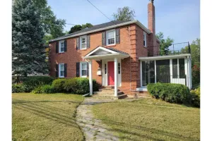 Image of Towson Beautiful Home 5 minutes from Everything Towson