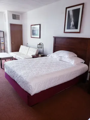 Image of 1-bedroom guestroom in a resort - short walk to Chula Vista Waterparks