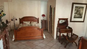 Image of bed & Breakfast