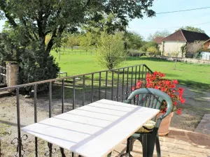 Image of Charming House in Perigord: Enclosed Garden, Fireplace, Nearby Rivers, Baby Essentials, Pet-Friendly