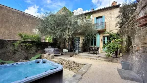 Image of Character house combining tradition and modernity with jacuzzi on the outskirts of Uzès