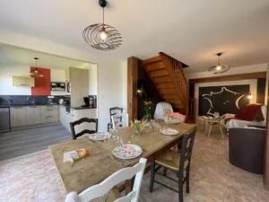 Image of Escapade Nature avec Confort : Gîte 5 Pers., Terrasse, Activités Plein Air, Draps Fournis - FR-1-489-461