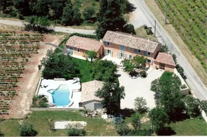 Image of Charming cottage in the heart of Provence