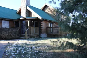 Image of Lone Jack Cabin - Studio Suite