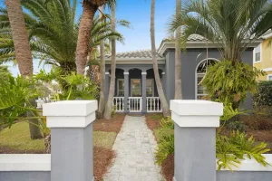 Image of TERRA PALMS: Beach cottage with community pool one block from the beach!
