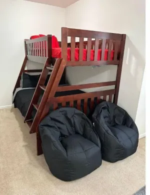 Image of Spacious 3 Bedroom Comfy Home