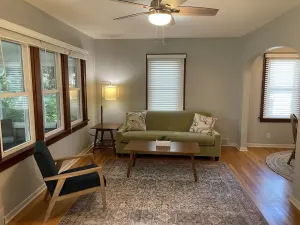 Image of Cute house close to hospital, UW, shops, bike trails and restaurants