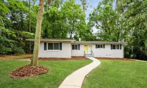 Image of 4BR House Next to Ben Hill Stadium