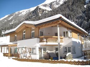 Image of Spacious vacation apartment, 74m2, top furnishings in Tyrolean style, 2 bedrooms