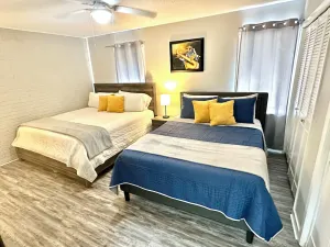 Image of Spacious Condo w\/ Patio! Near Mall & Reservoir w\/ Garage & Outdoor Games