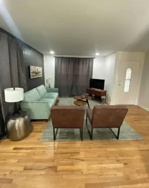 Image of Cozy place with work space.