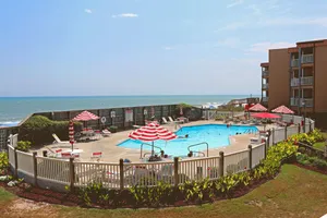 Image of Beautiful Oceanfront Topsail Dunes Condo Steps From The Beach.
