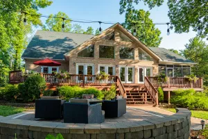 Image of Great Escape-Spacious Peninsula Lot, Amazing Outdoor Spaces, Gentle Slope!
