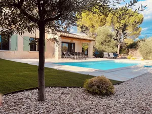 Image of Beautiful renovated villa with swimming pool at the foot of Mont Ventoux - Near Marseille