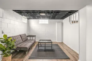 Image of Updated Home! 10 min to Airport\/Greenfield Village