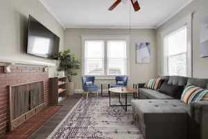 Image of Stylish Jeffersonville Home - Mins from Louisville