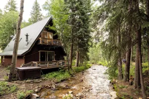 Image of Lazy Me ~ A Magical Creek-front Cabin with Hot Tub! Private Woods