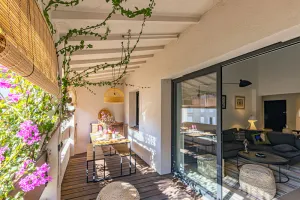 Image of Apparemment au cœur de St tropez