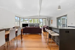 Image of Are you craving some family time by the beach, this gem is it! (sleeps 10)
