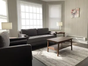 Image of Stylish Updated Downtown Apartment